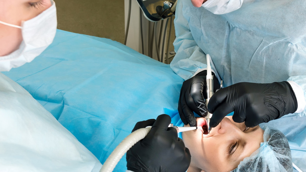 Who is Suitable for Dental Treatments with Sedation and General Anesthesia?